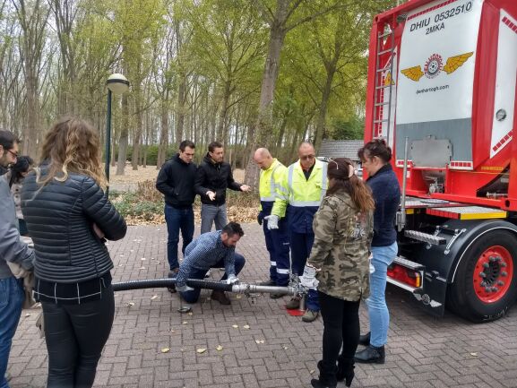 Den Hartogh Chemical transport training at Dow Terneuzen