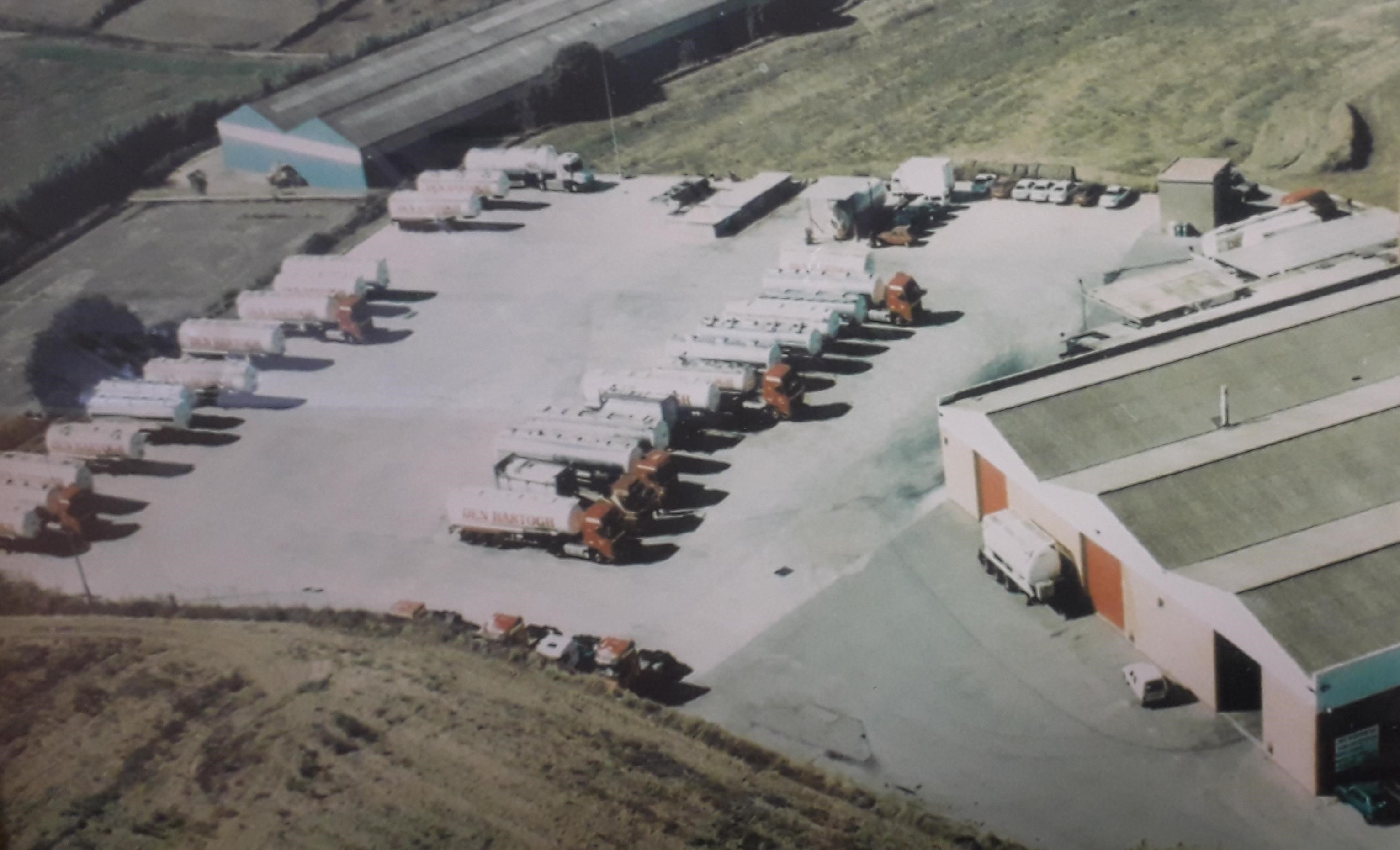 Granollers in the 90s: 100% road transport with road barrells